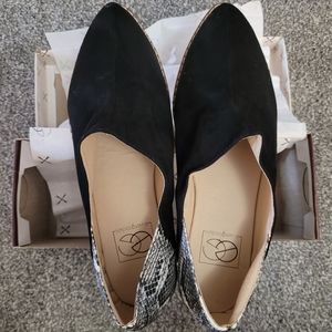 NWT Everglades Slip On Shoes